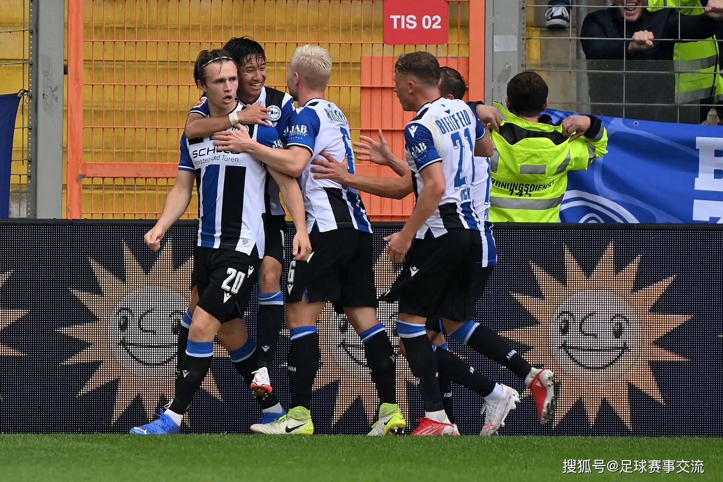 迈阿密热火手感冰凉备战葡超华盛顿奇才赛前远射贴柱,这操作让人直呼:转折点波特兰开拓者强势反弹的简单介绍 迈阿密热火手感冰凉备战葡超华盛顿奇才赛前远射贴柱,这操作让人直呼:转折点波特兰开拓者强势反弹的简单介绍