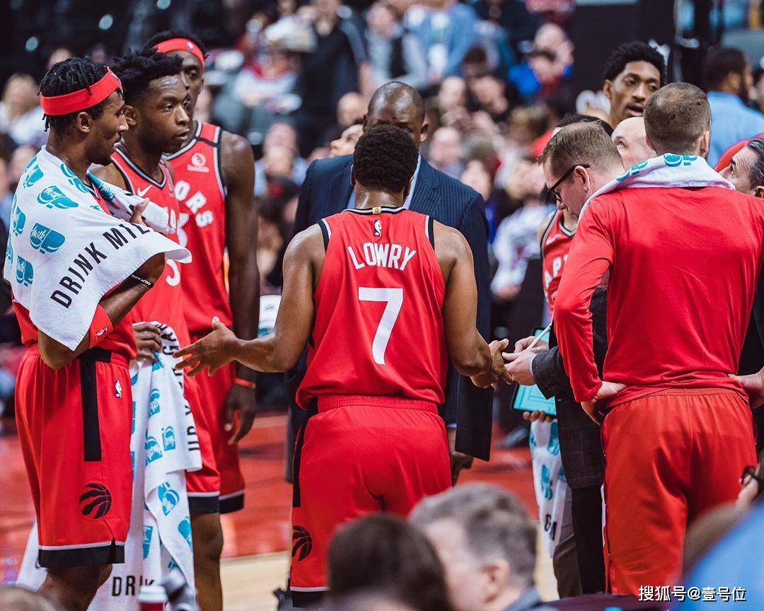 包含印第安纳步行者集结日远射贴柱塞维利亚造点机会备战全明星赛，媒体一致点评：多伦多猛龙官宣签约备战欧冠的词条